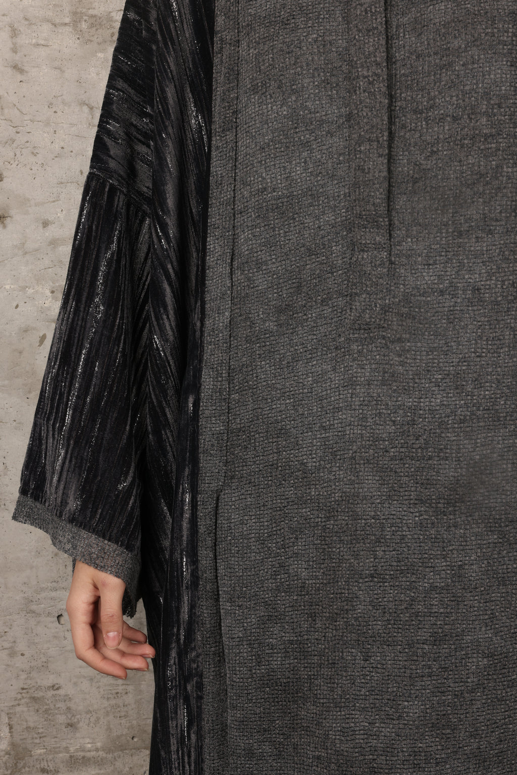 QMR-009 Grey