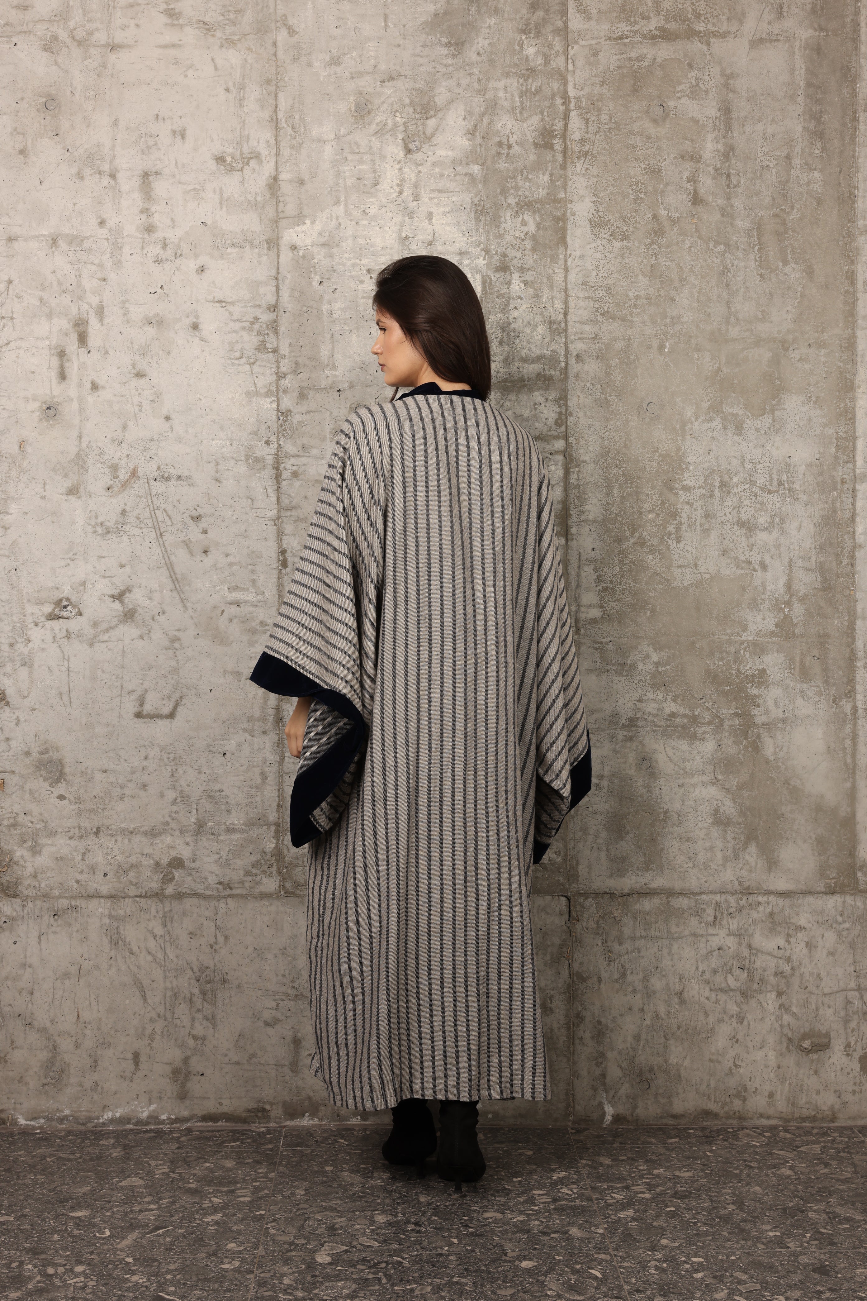 QMR-004 - Navy Striped