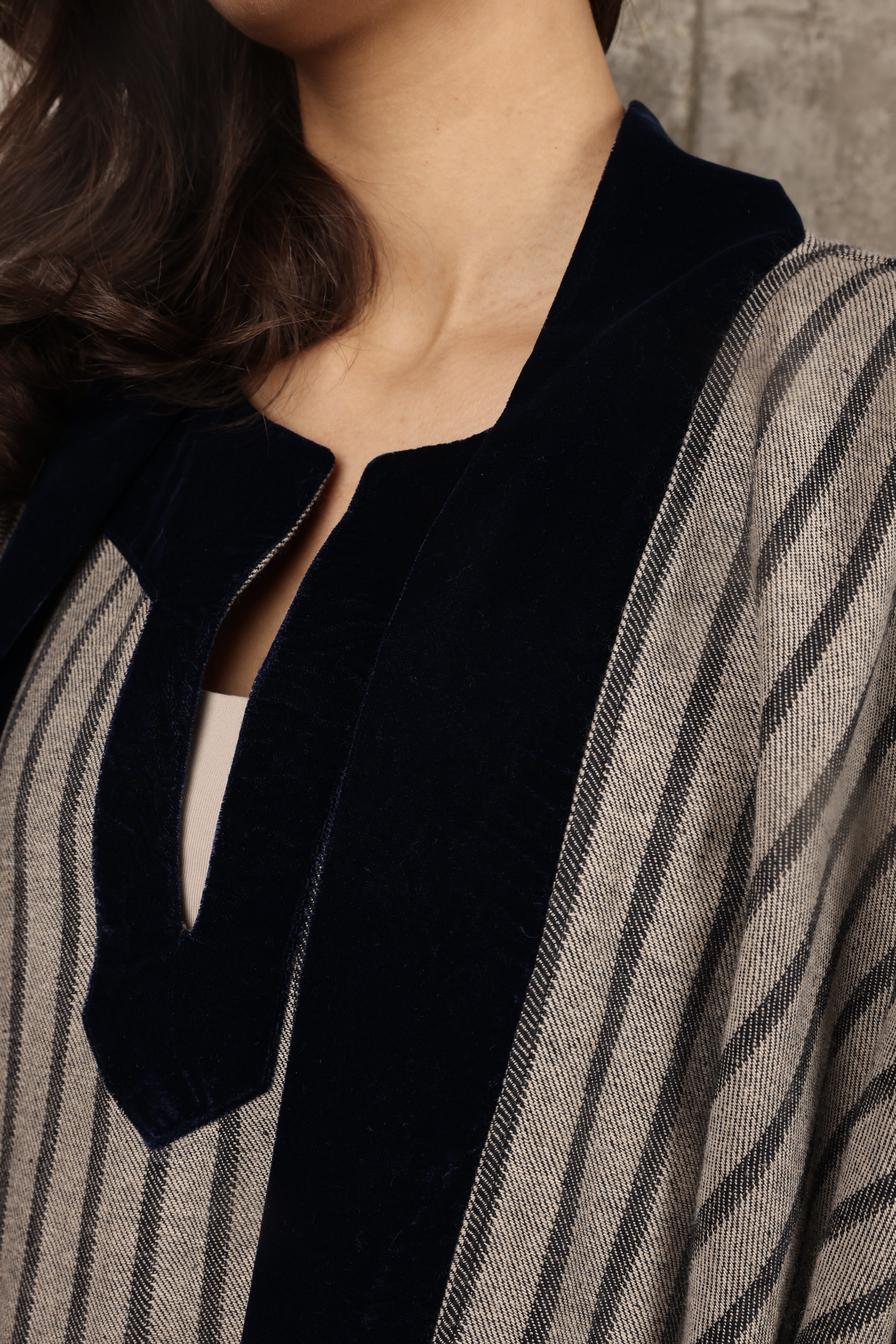 QMR-004 - Navy Striped