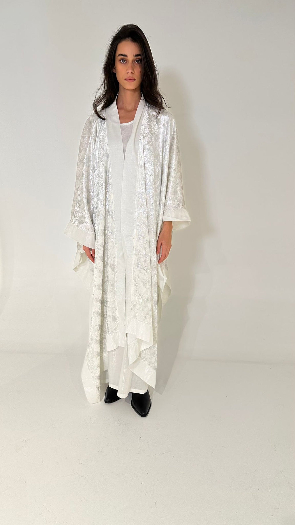 White on white 2 piece shlah