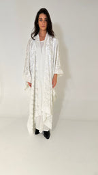 White on white 2 piece shlah