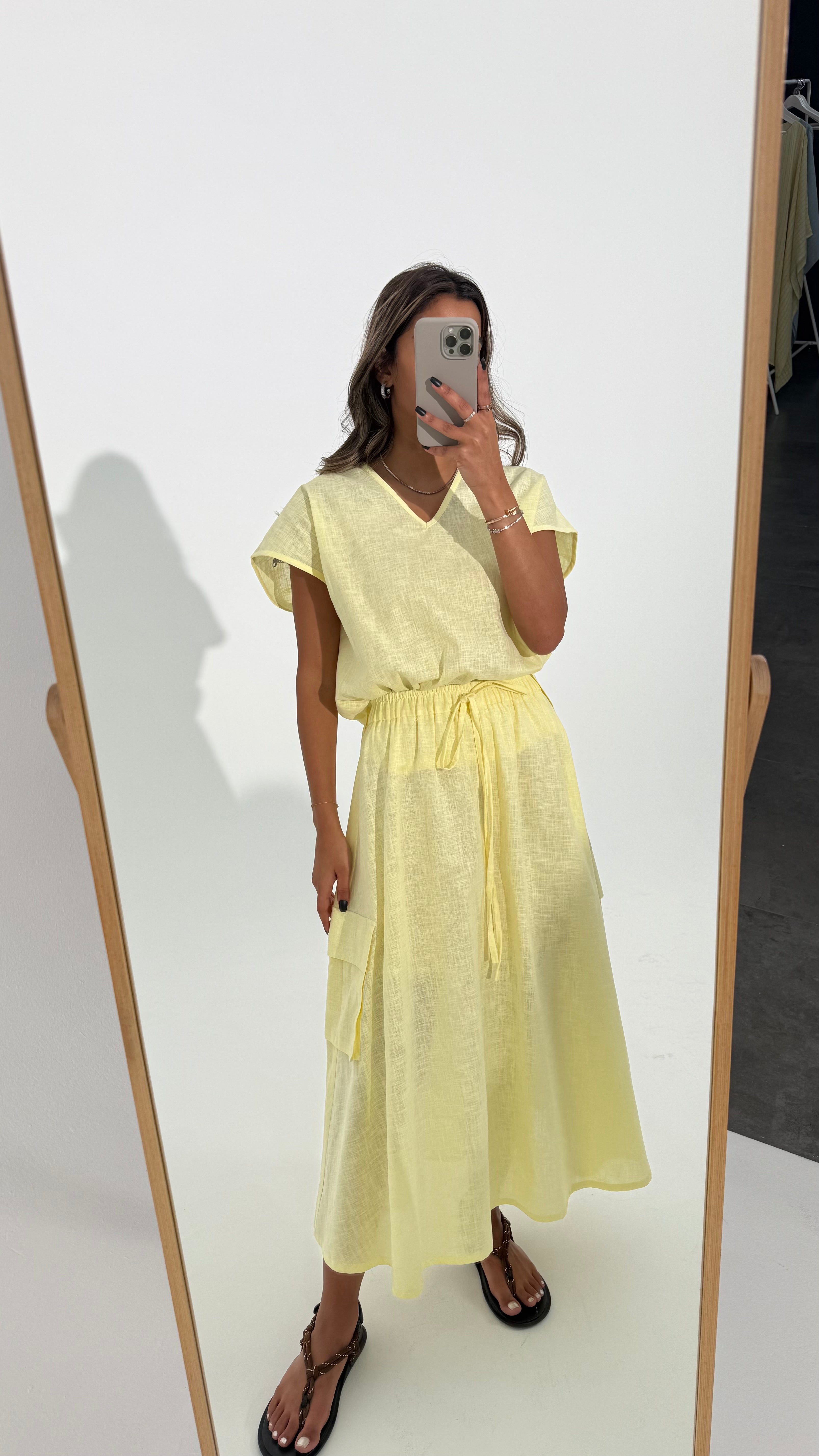 Top and skirt linen set