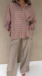 Checkered overlap shirt with beige linen pants